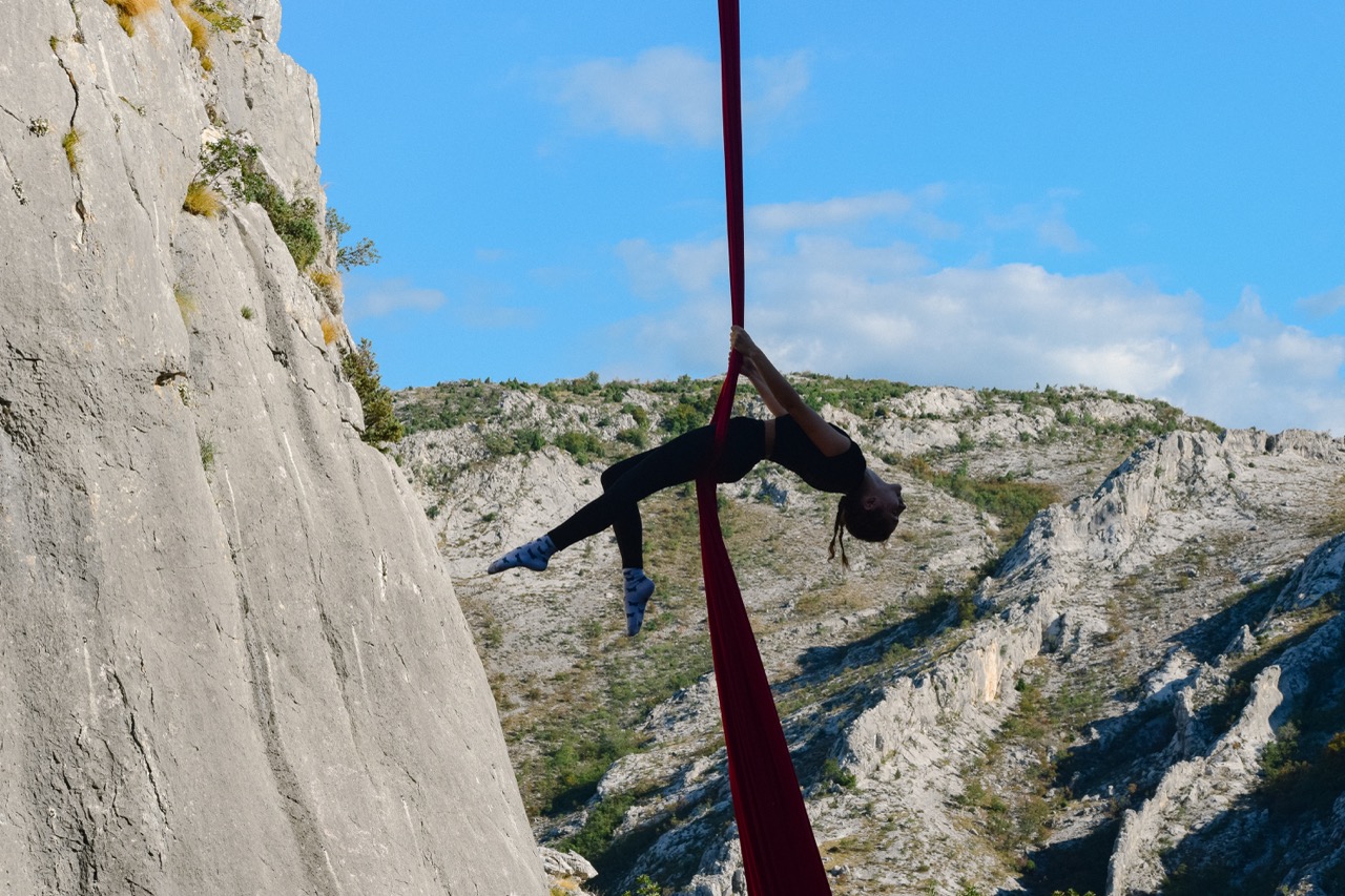 Aerial silks performance in the air